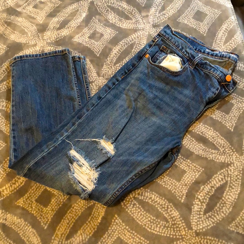 Distressed Boyfriend jeans